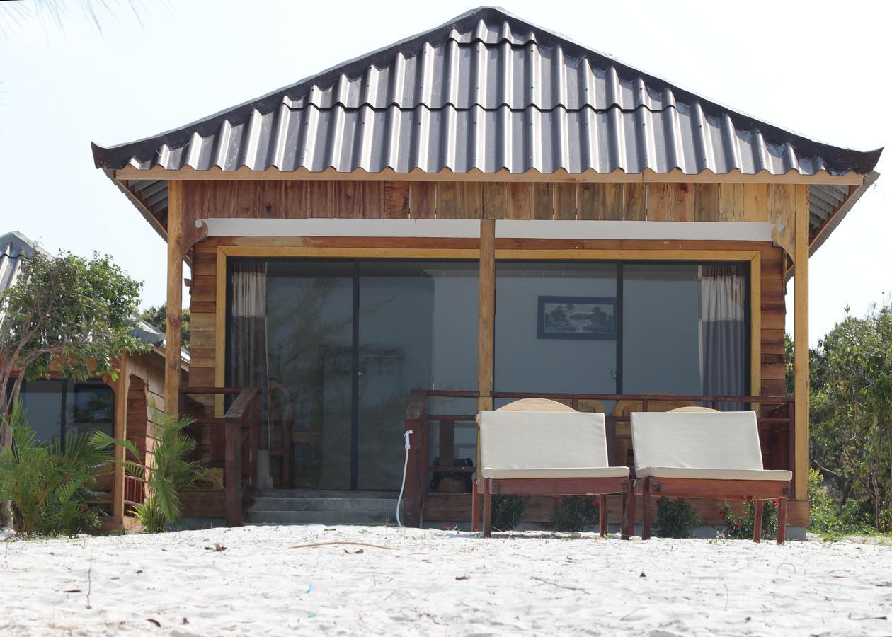 Sky Beach Resort Koh Rong Sanloem Exteriör bild